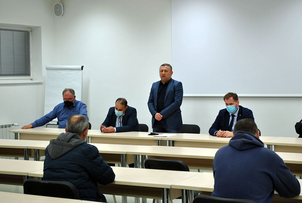 Predsjednik Banožić i potpredsjednici Galić i Dekanić na radnim sastancima u Vrbanji, Drenovcima i Gunji